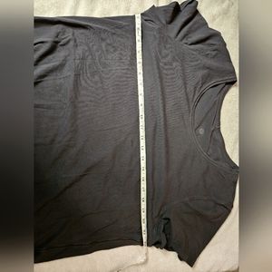 Lululemon Love tee